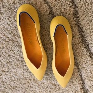 *NEW* Rothy's Flats Point Sunshine 10.5